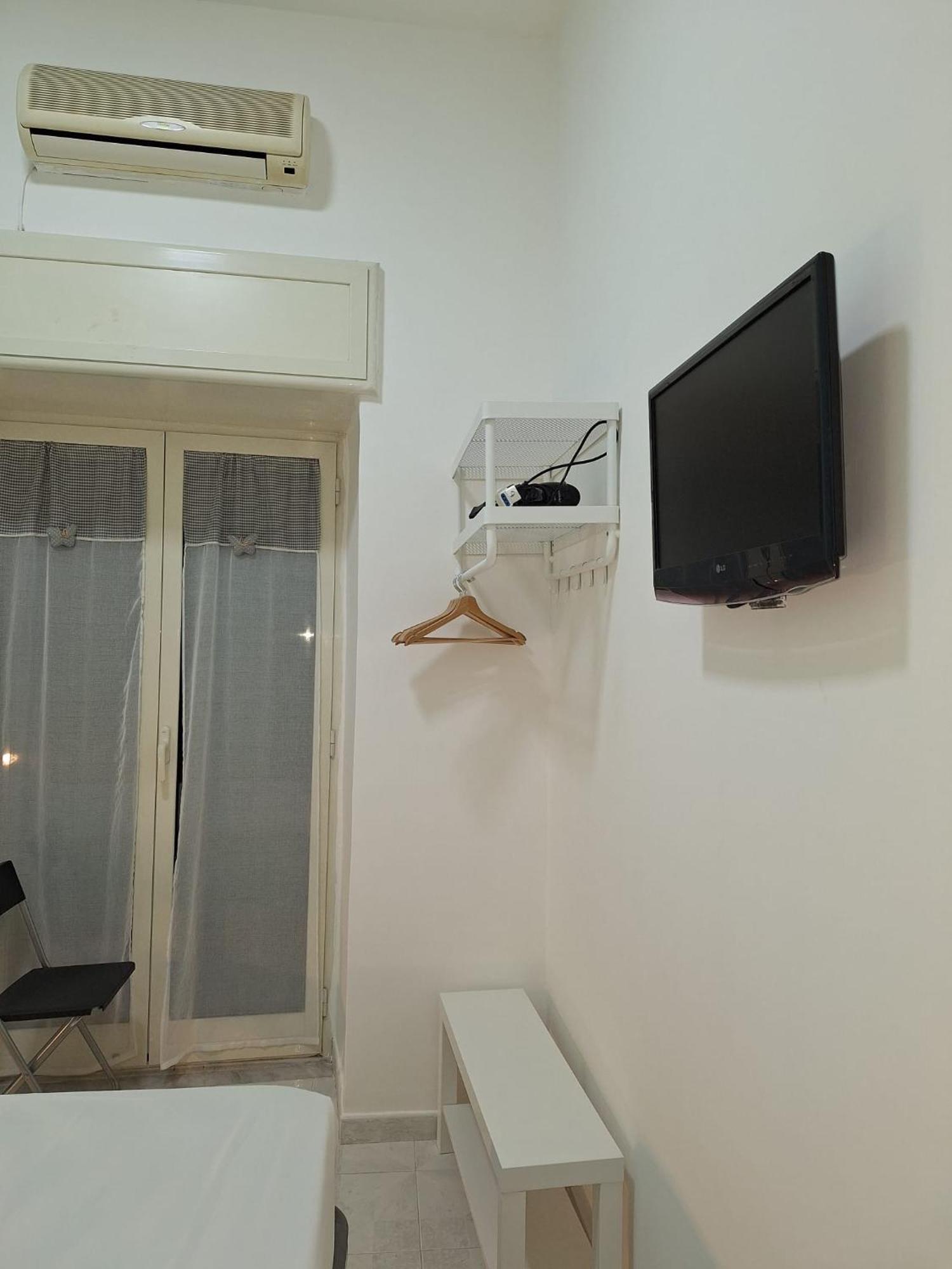 فندق Cisterna'S House نابولي الغرفة الصورة